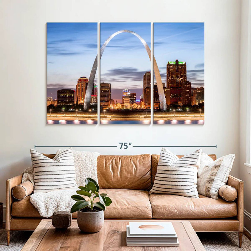 Iconic Gateway Arch, 42" H x 65" W