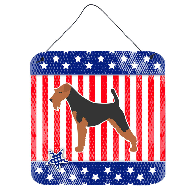 Décoration murale en aluminium patriotique airedale terrier