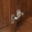 Meuble-lavabo de 60 po avec lavabo double, grand espace de rangement avec 2 plateaux rabattables / 4 tiroirs rabattables et 4 portes à fermeture douce, pieds en bois massif et métal argenté, brun-687525673