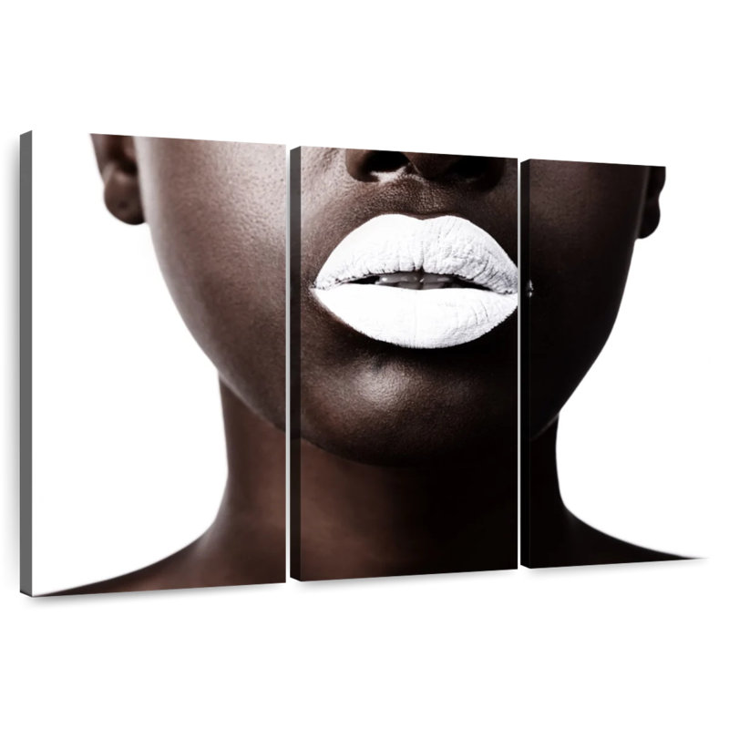 Shuttleworth White Lips, 28" H x 45" W