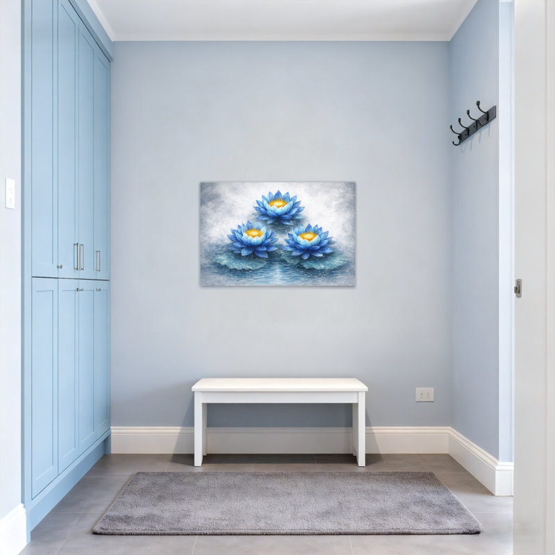 Plantes et fleurs de lotus bleu sur la surface de l'eau, H 28 po x l 40 po