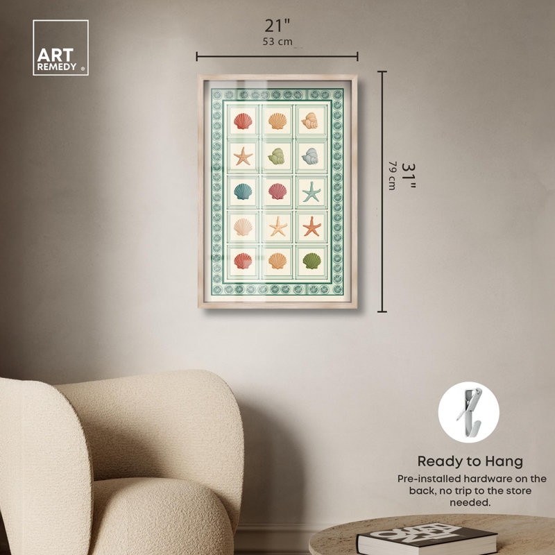 «Shells Decor Shadowbox Print Coastal» par Art Remedy, cadre blond, 21 x 31, H 31 po x l 21 po, Cadre blond