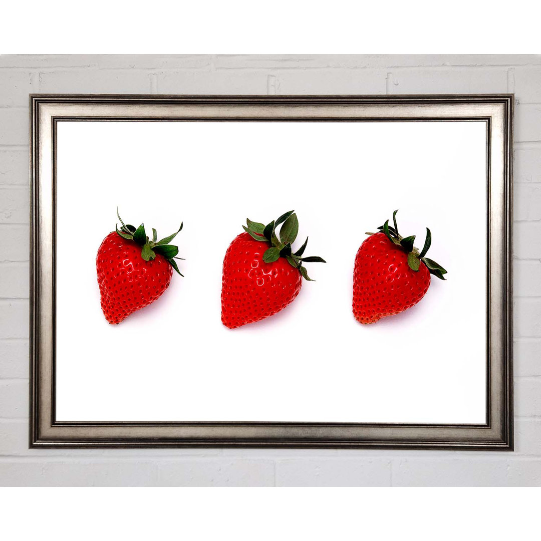 Trio Of Strawberrys - Einzelne Bilderrahmen Kunstdrucke