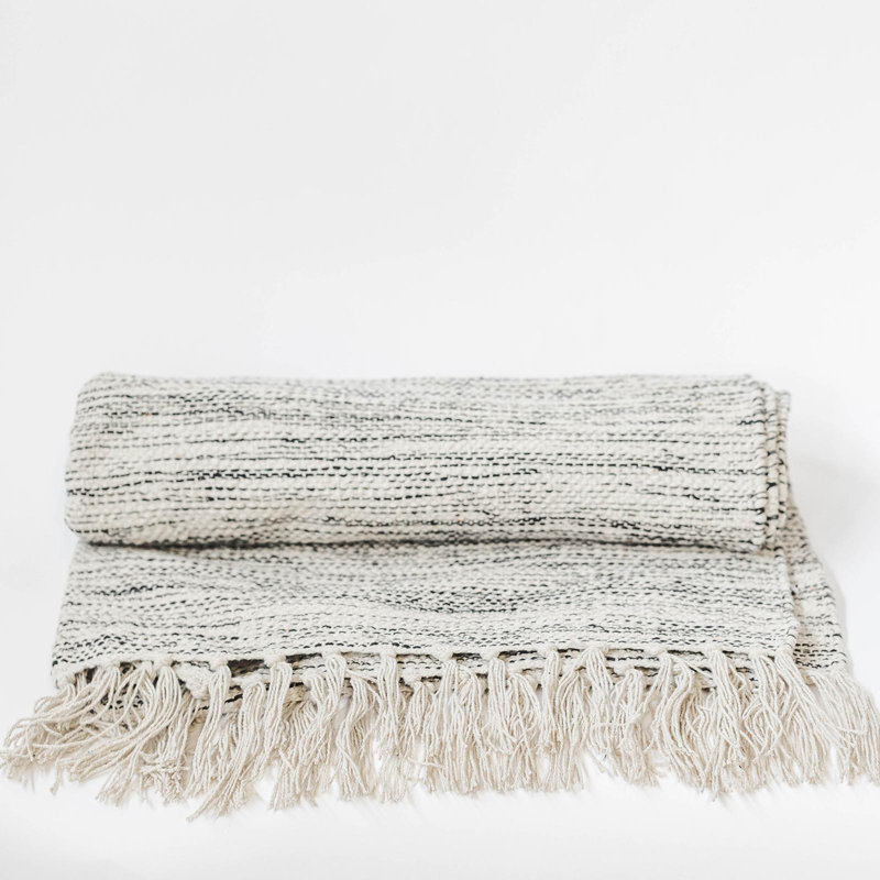 Black And Beige Pattern With Tassels Area Rug, Rectangle 5' x 3'