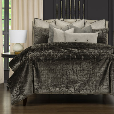 High Society Velvet Duvet Set