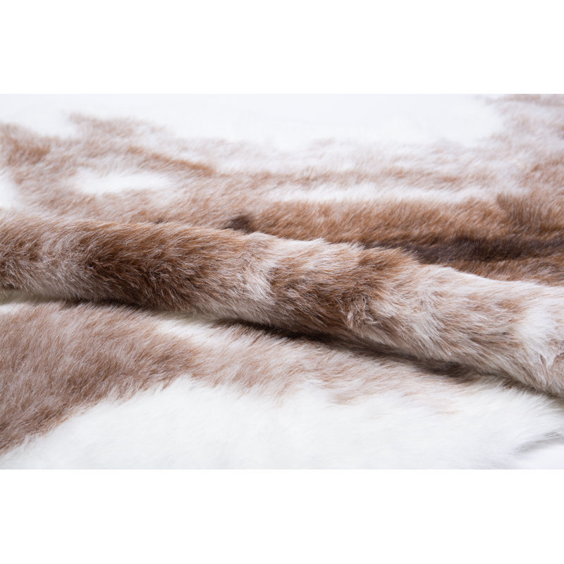 Kohinoor Faux Leather Indoor Rug, Novelty 4.25' x 5'
