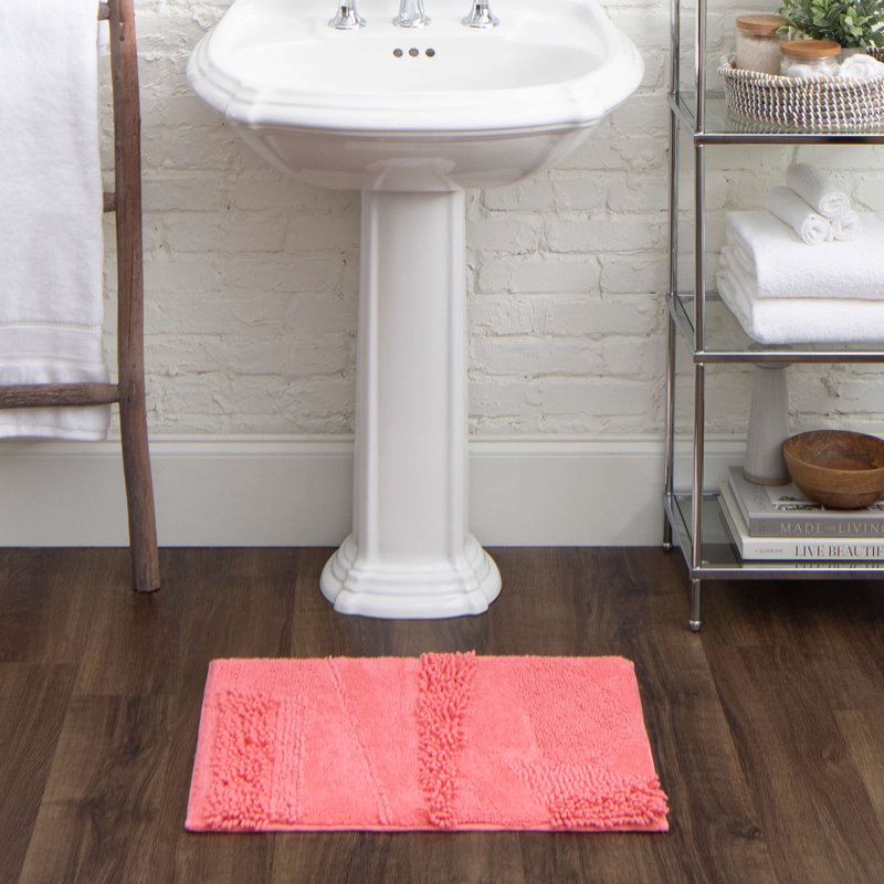 Laverne High/Low Stain/Fade Resistant Non-Slip Machine Washable Bath Mat, 17" W x 24" L, Fiesta Hot Pink