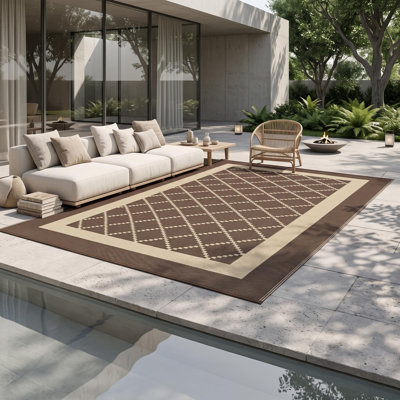 Tapis de paille en plastique imperméable Grid pour porche, terrasse, véhicule récréatif, balcon, cour arrière