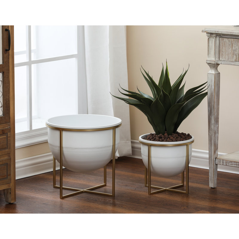 Bethanya Metal Cachepot