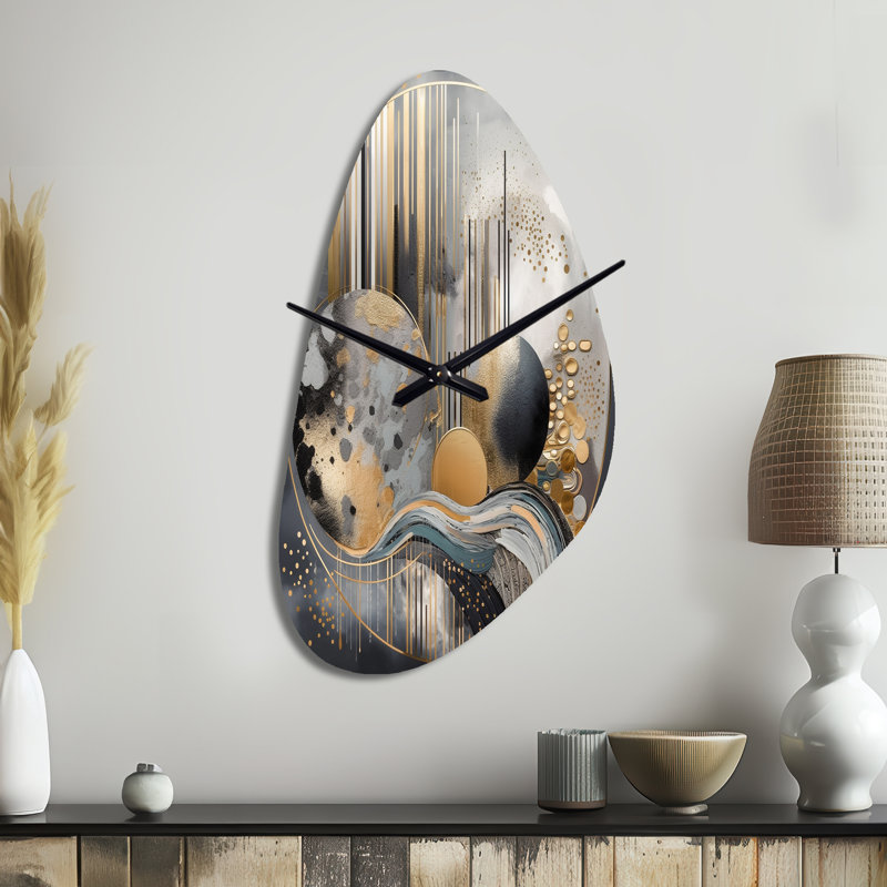 Horloge murale asymétrique en métal Kuteesa, Grand