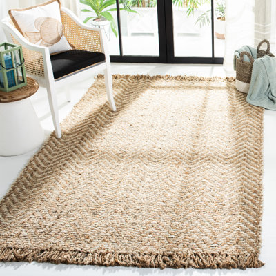 Aerionna Natural Hand Woven Jute Chevron Rug