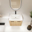 Meuble-lavabo mural 24 po avec lavabo en résine, chêne clair, double porte 24 po
