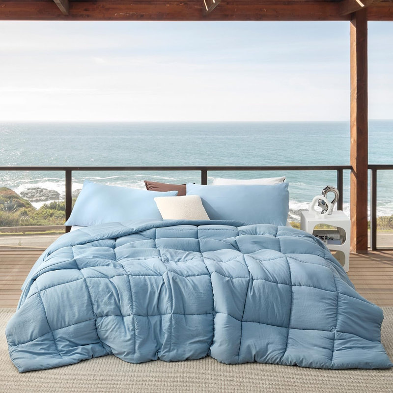 Coma Inducer Beachfront Avenue Oversized Cooling Comforter Set, Green, King Comforter + 2 King Shams