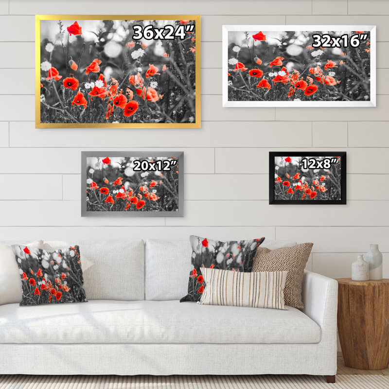 «Red Poppy Flowers on the», reproduction sur toile, Toile argentée avec cadre photo, H 16 po x l 32 po x P 1 po
