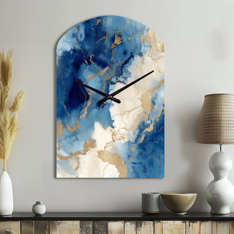 Blue and Gold Marble Clouds X - Fractals, horloges murales asymétriques en métal, Grand