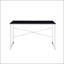 Bureau d'écriture rectangulaire moderne avec cadre en métal durable et surface de travail spacieuse, parfait pour la maison ou le bureau.