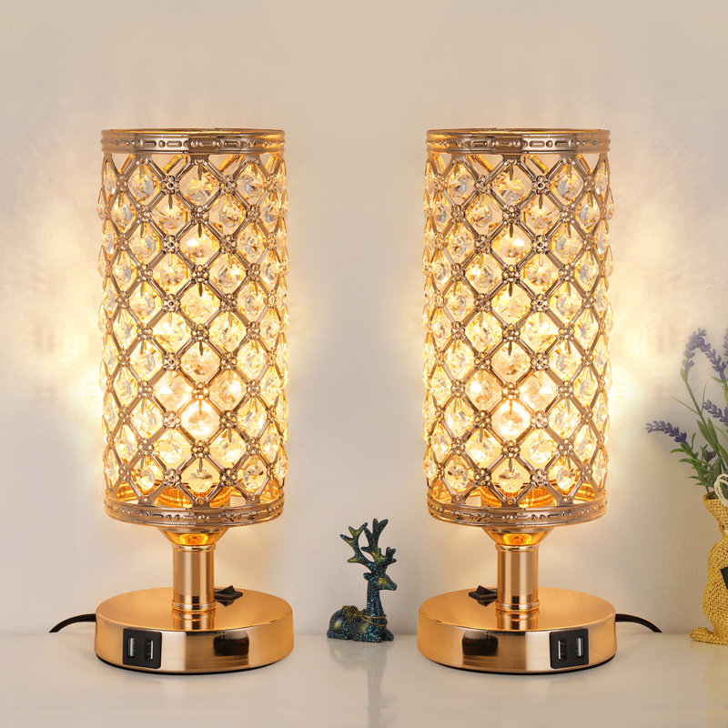 Dorethia Metal USB Table Lamp
