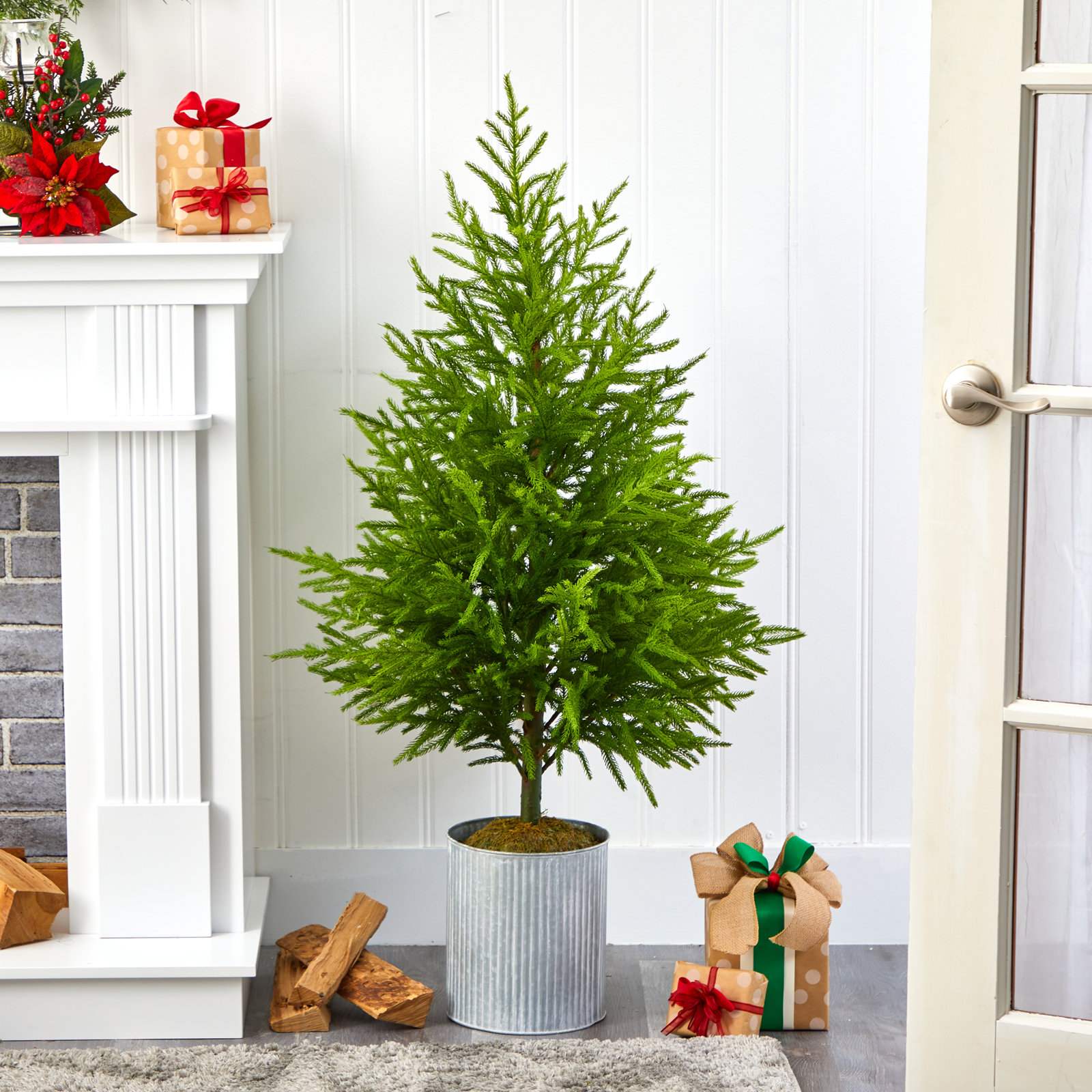Artificial Christmas Tree, 4' H