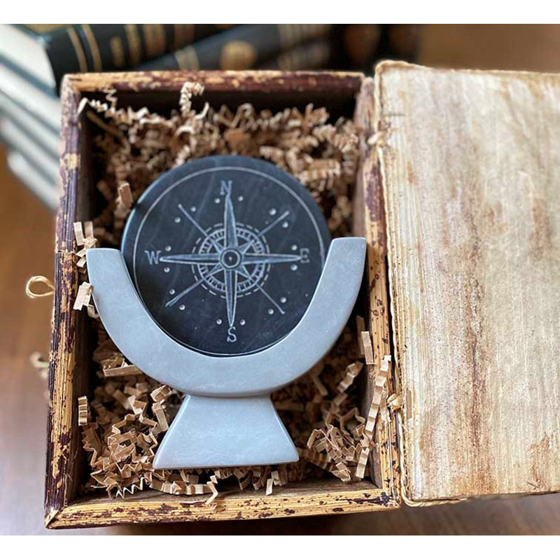 Compass, Gris foncé