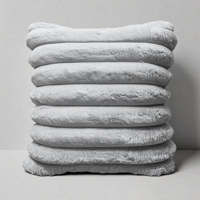 Coussin à poils longs moelleux 2X2 Ft