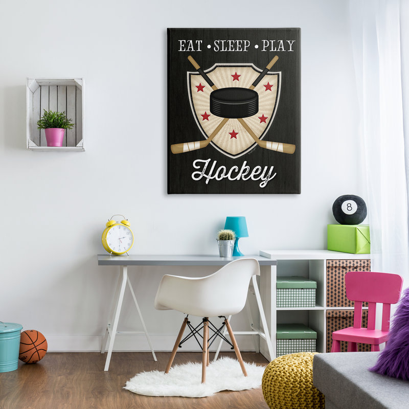 «Eat Sleep Play Hockey Expression Crossed Sticks Puck» par Jennifer Pugh - impression, H 48 po x l 36 po, Toile tendue