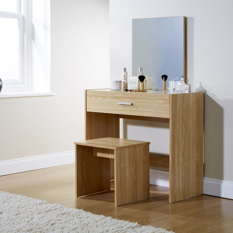 Buckland Dressing Table with Mirror, Oak