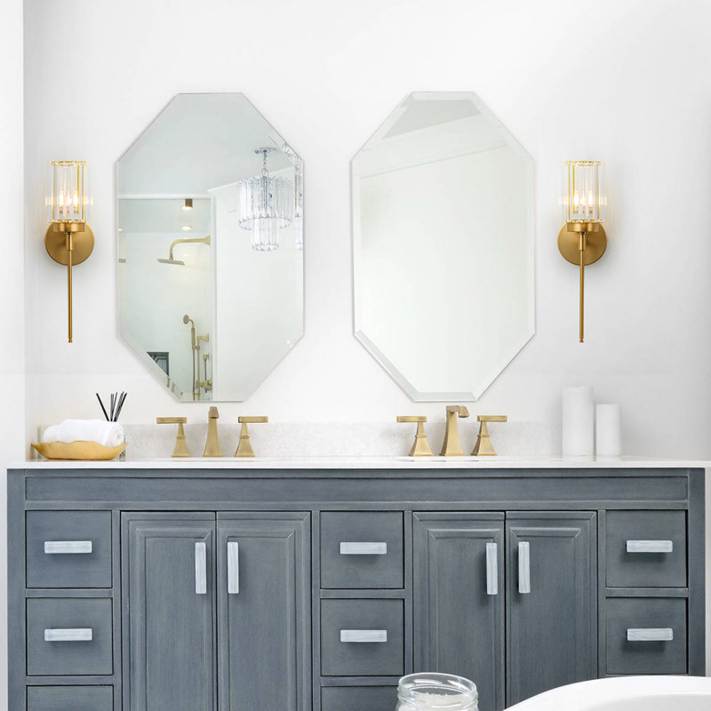 Edgars Iron Wallchiere, Gold