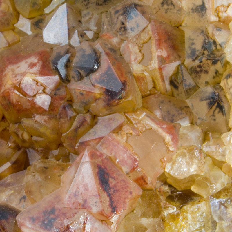 Hématite et goethite inclus Quartz sur la fluorescente - Sidi Said, Maroc