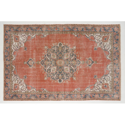 Tapis turc rétro fait à la main