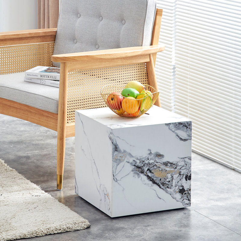 Table de bout carrée moderne pour petits espaces Javanie 15,75 pouces, Bois naturel