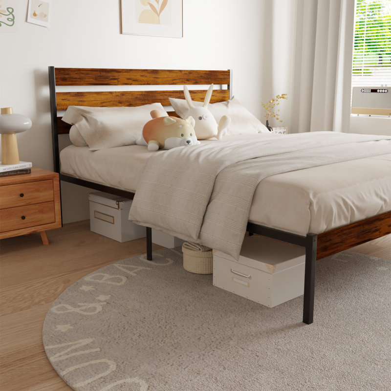 Très grande base de lit plateforme en bois rustique, pas besoin de sommier tapissier