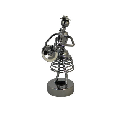 Figurine de joueuse de tuba