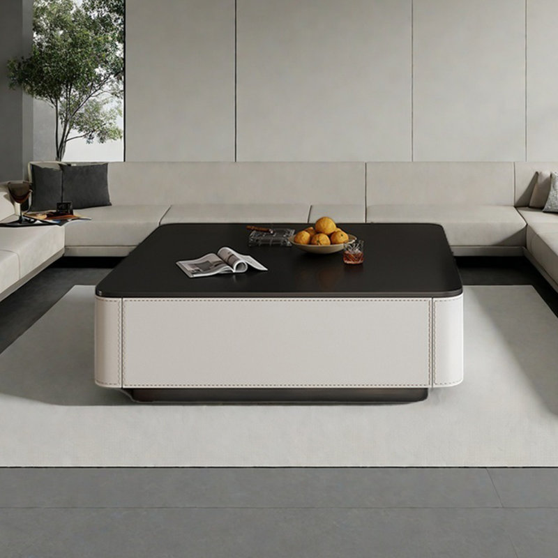 Table basse italienne, H 13,8 po x L 27,6 po x l 27,6 po