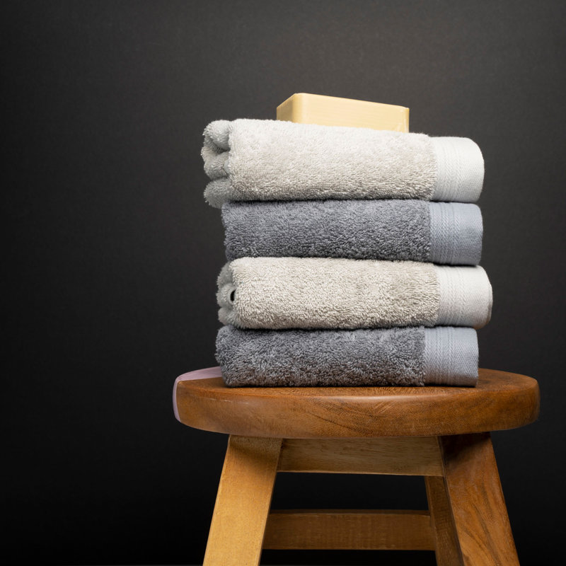 Ensemble de serviettes essuie-mains 100% coton 4 pièces Kendra, Gris foncé / argenté