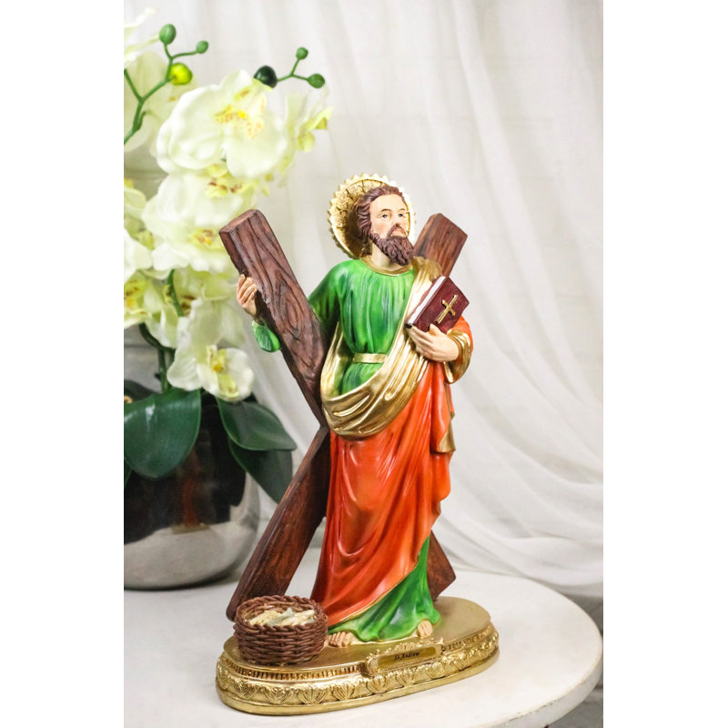 Figurine apôtre 12 "avec un croix de Saltire, 12" H x 7.5" W x 4" D