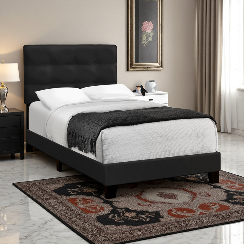 Lit simple transitionnel en velours noir H 45,47 po x l 42,78 po x L 80,14 po Dabury