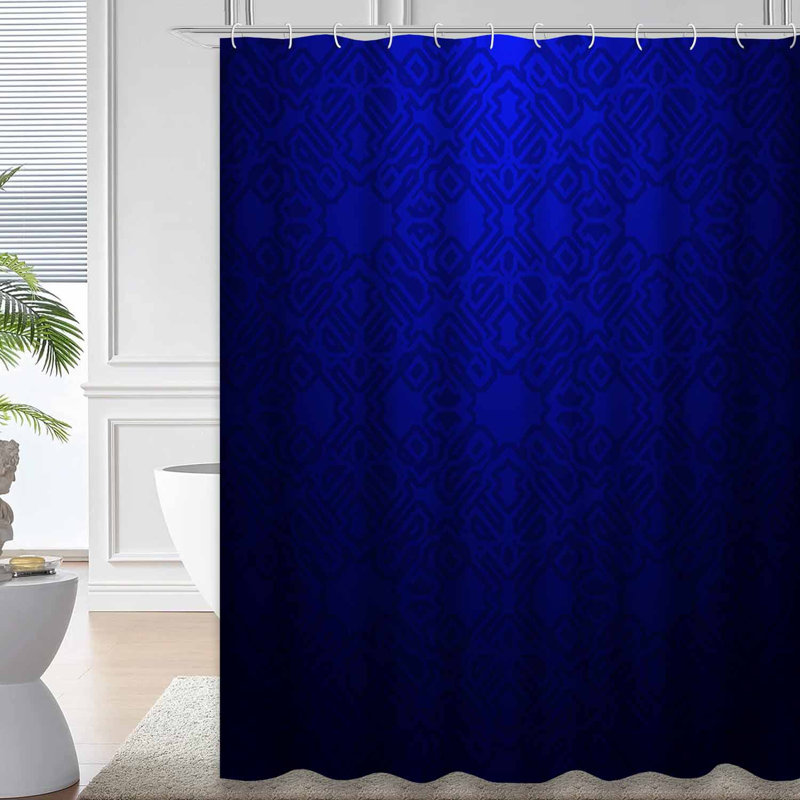 Rideau de douche abstrait rayé géométrique bleu marine à 12 crochets, L 72 po x l 84 po