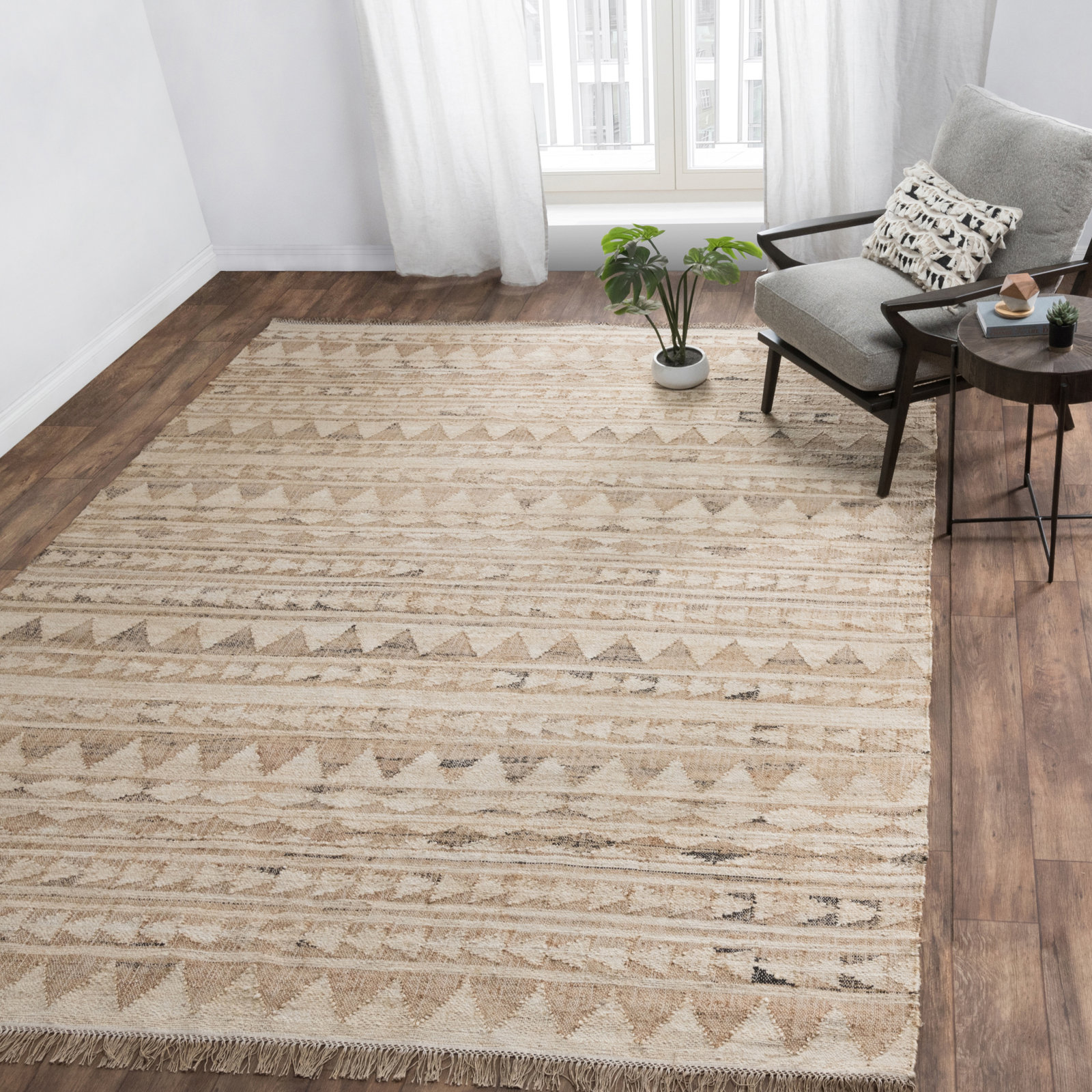Camille Natural Hand-Woven Geometric Jute Rug, Rectangle 5' x 8'
