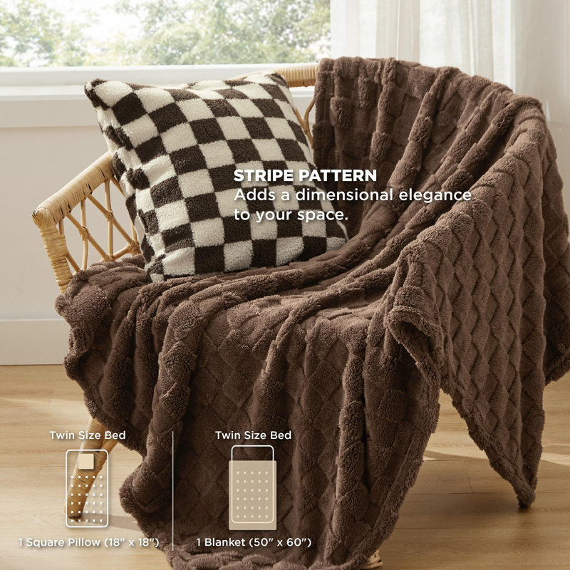Bedsure Boho Comforter Set With Plaid Throw Blanket And Decorative Pillow, King Comforter + 4 Additional Pieces
