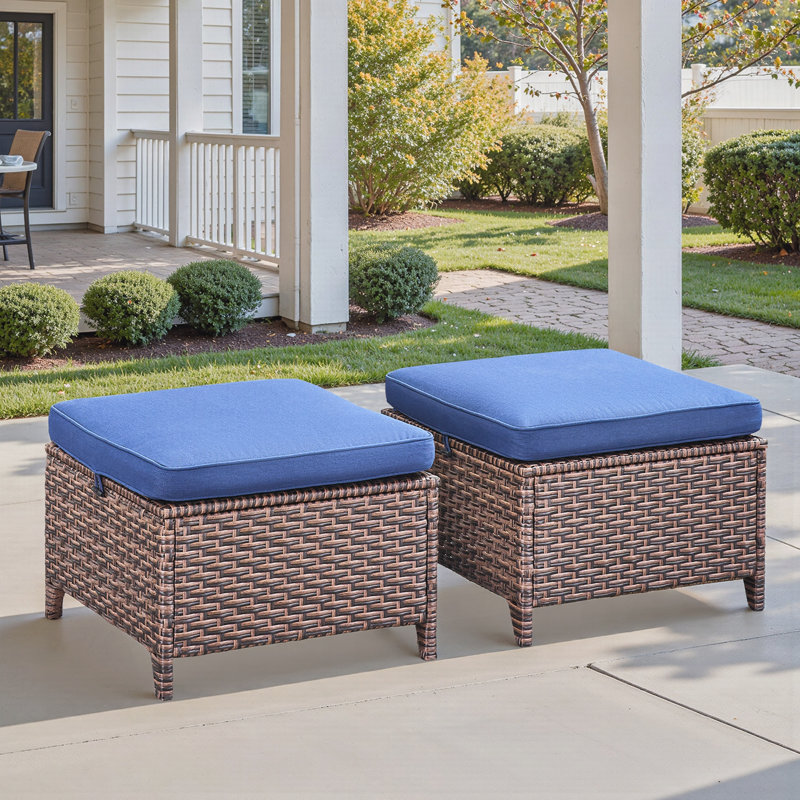 Outdoor Lounge Chair