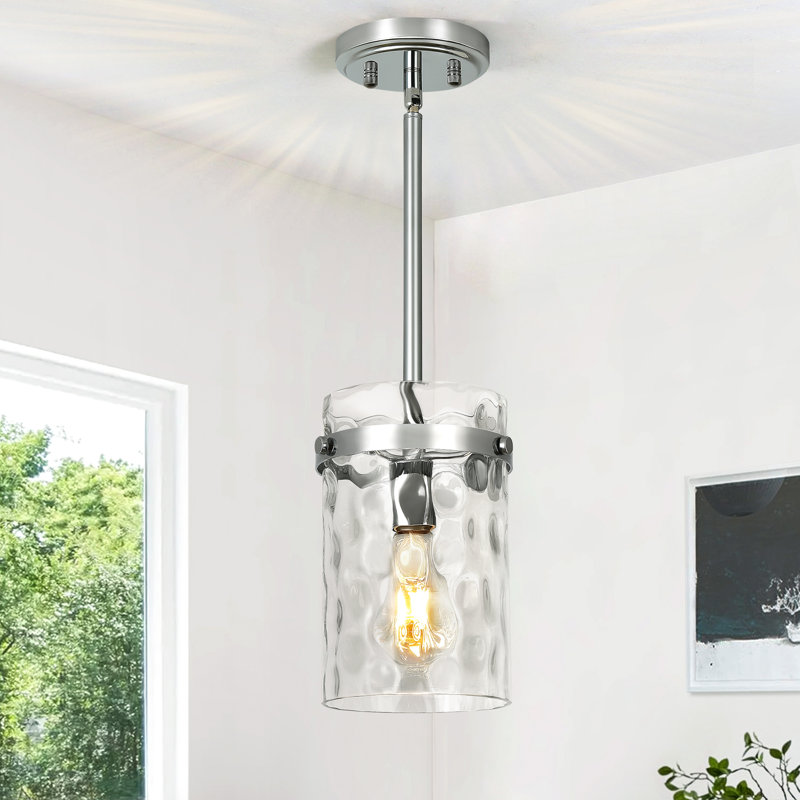  Luminaire suspendu en verre martelé pour îlot de cuisine à 1 lumière de 5,1 po Levona, Clear, Chrome