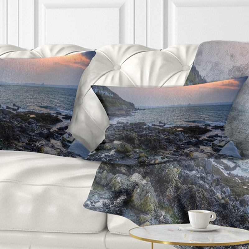 Coussin lombaire noir foncé en mer