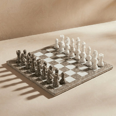 Jeu d'échecs en marbre