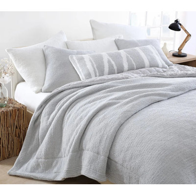 Snug Standard Comforter