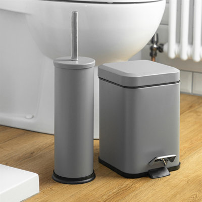 Harbour Housewares - 3L Mismatched Bathroom Bin & Brush Set - Stainless Steel Bin & Cleaning Brush