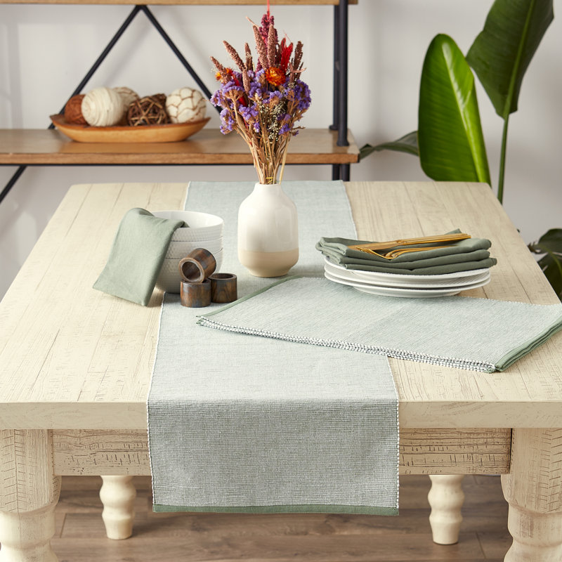 Akinlolu Solid Color 100% Cotton Table Runner, Green
