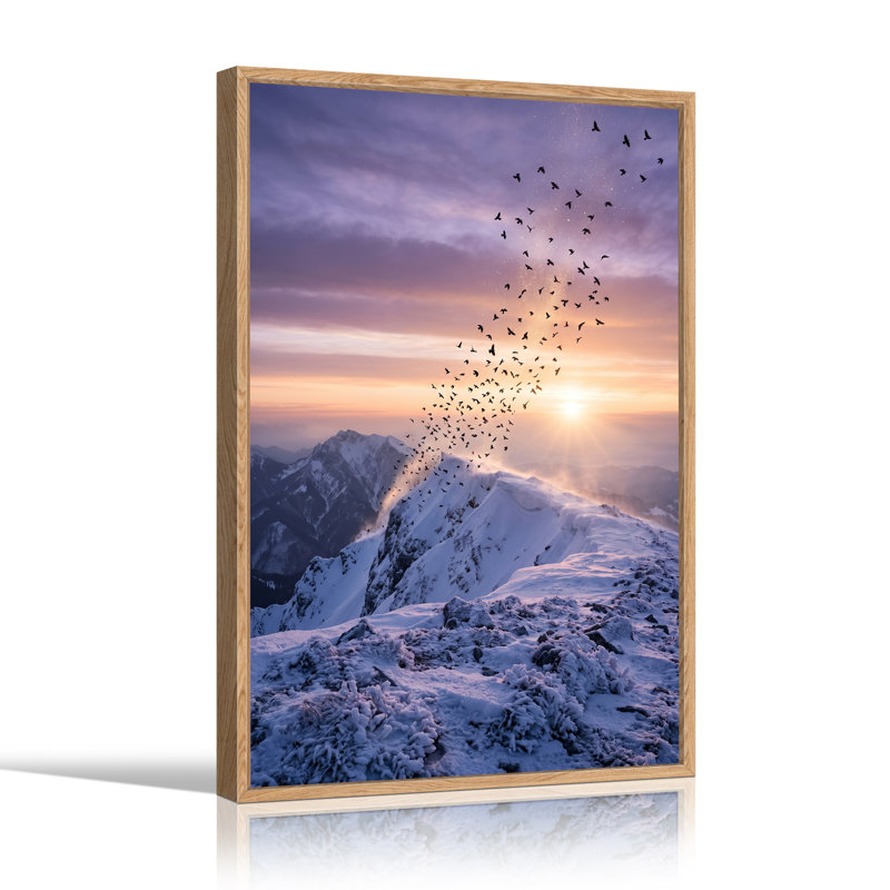 Toile murale, vol d'oiseaux au-dessus de montagnes enneigées, 48"H x 36"W