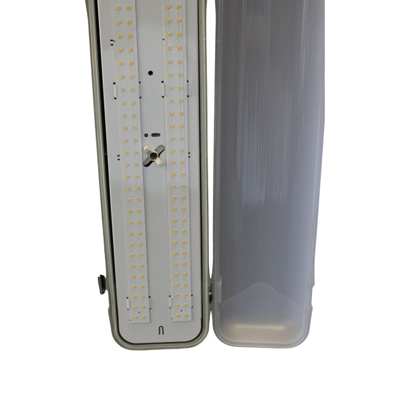 Bande de lumière à DEL intégrée étanche à la vapeur de 50 po avec 1 lumière [paquet de 6] par RP Lighting