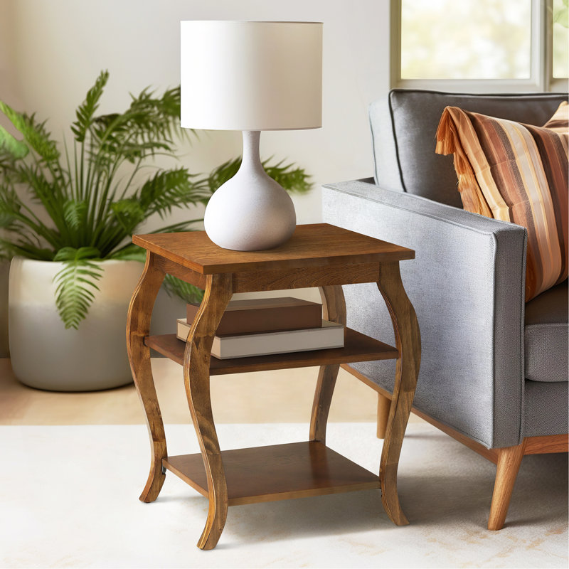 Charmante table d'appoint au fini noyer avec tablettes ouvertes pour une utilisation polyvalente