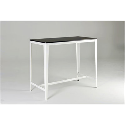 Table de style campagnard minimaliste à hauteur de comptoir